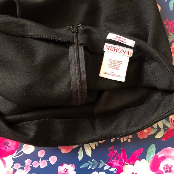 Black Pencil Skirt, Stretch, With Pockets! Sz 10 - Picture 3 of 3